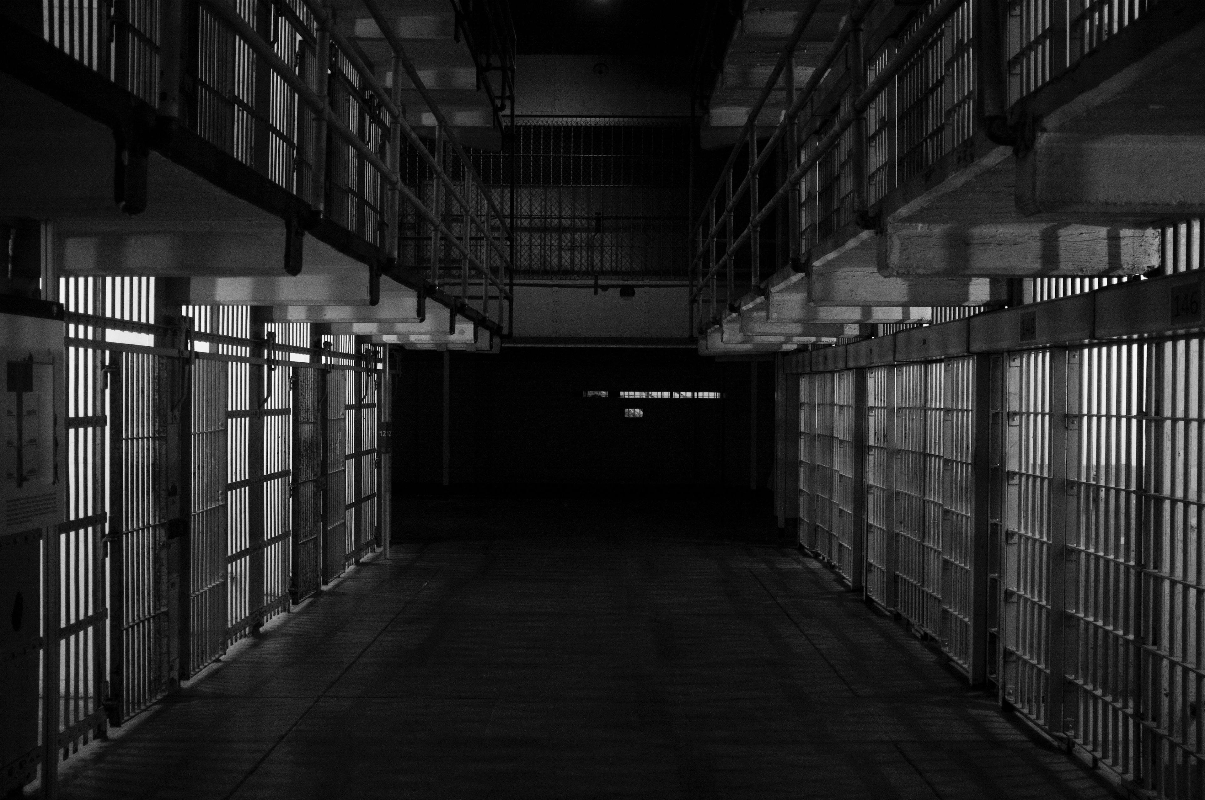 prison delta spread